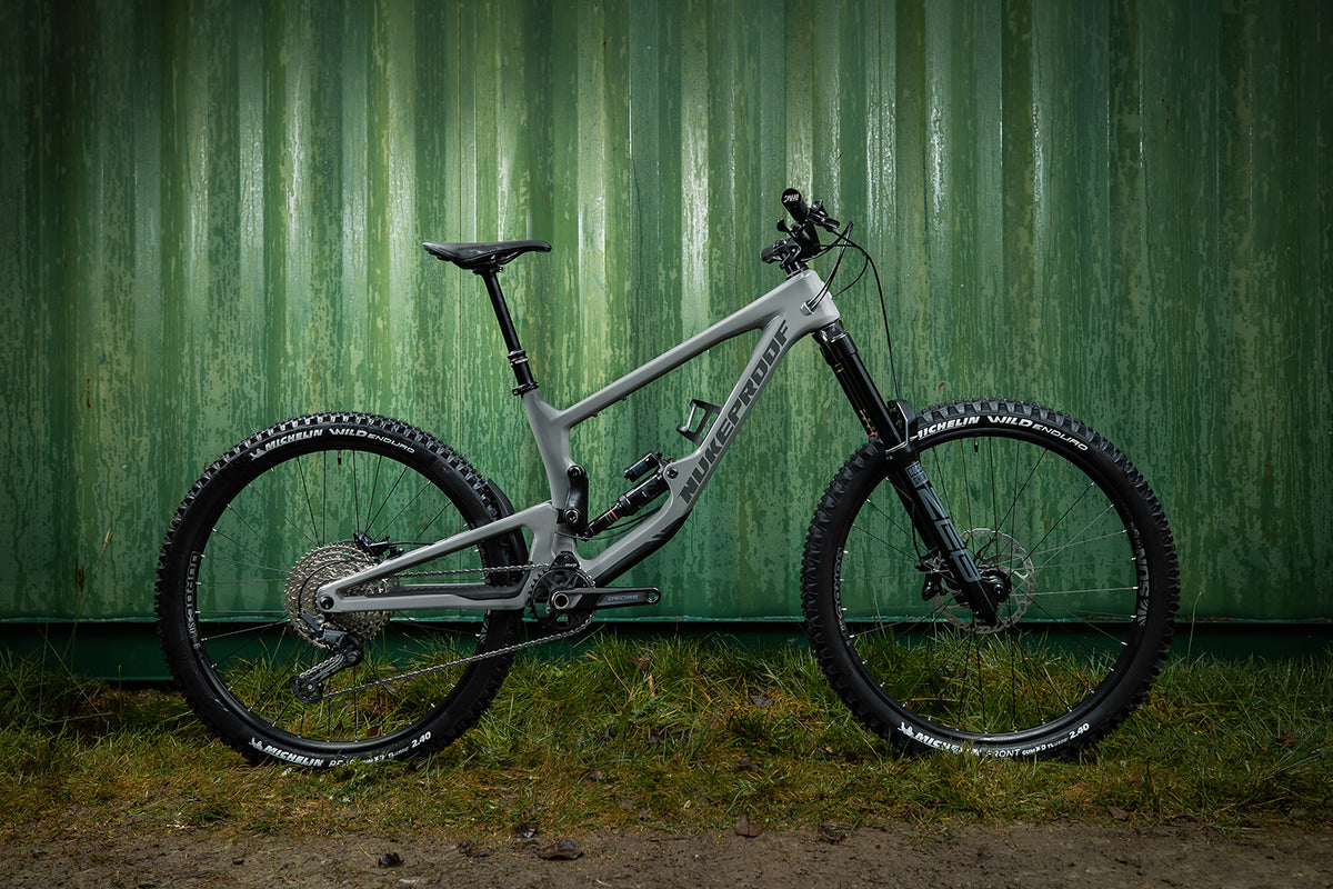 Nukeproof Giga Comp