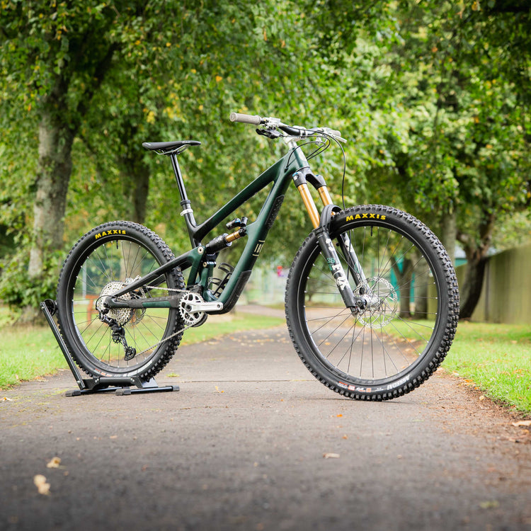 Ibis HD6 custom build in Matte Forest Green