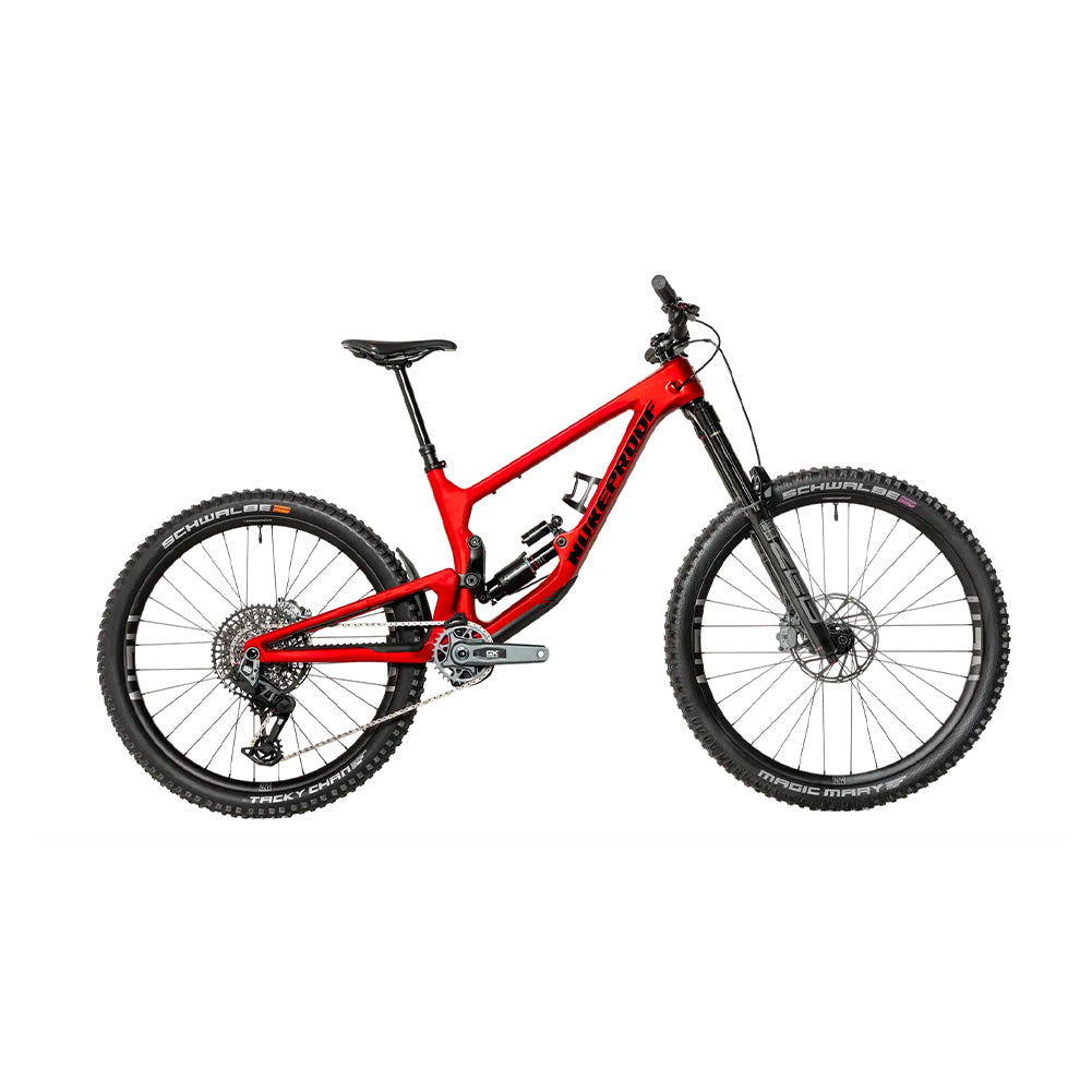 Nukeproof Giga Carbon Pro in Red