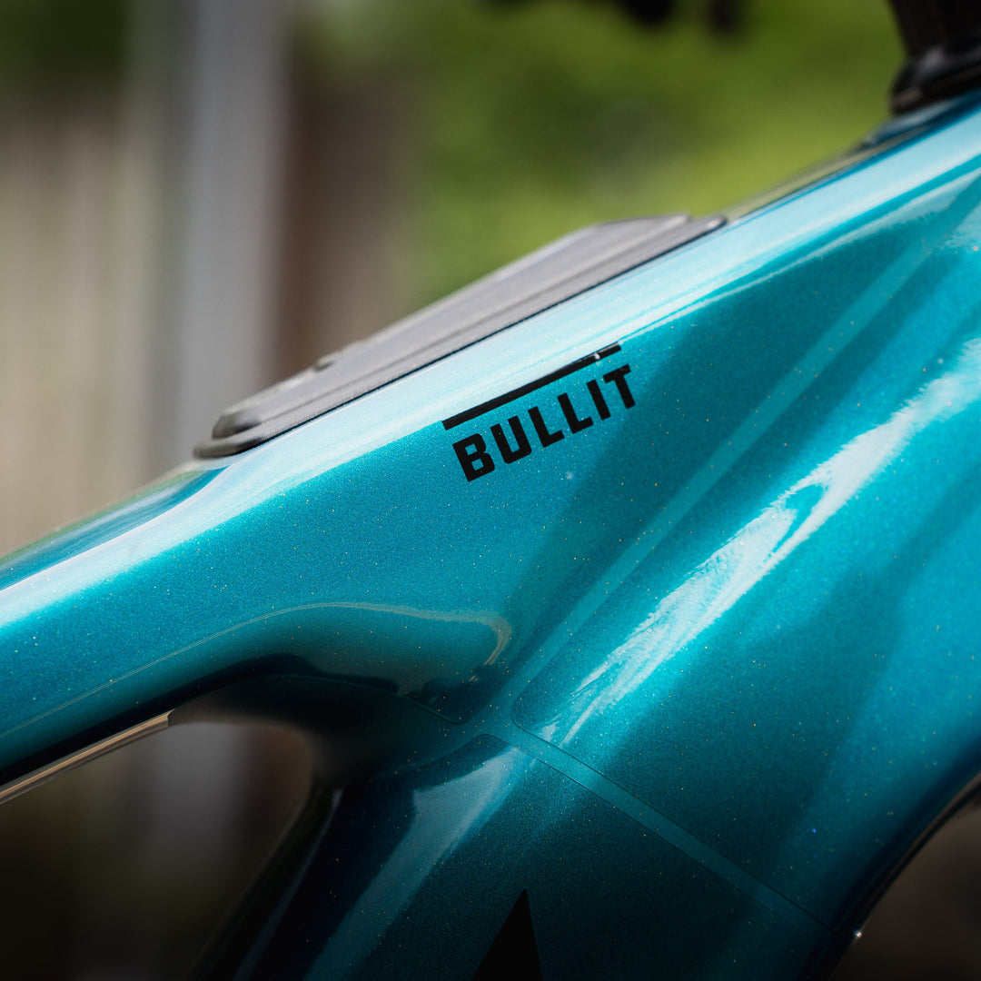 Santa Cruz Bullit in Matte Teal